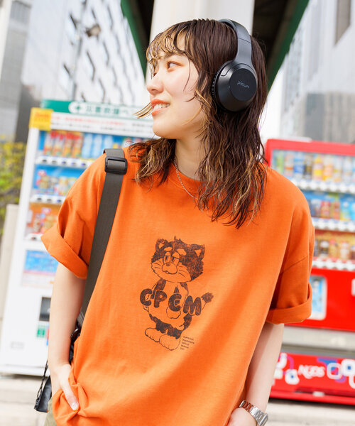 CPCM（シーピーシーエム）の「CPCMマスコットキャラT（Tシャツ/カットソー・レディース・オレンジ/ホワイト/ブラック/ネイビー/ライム/イエロー/レッド/ホワイト系その他/オリーブ・MEDIUM/X-LARGE/SMALL/LARGE）」の9枚目の写真