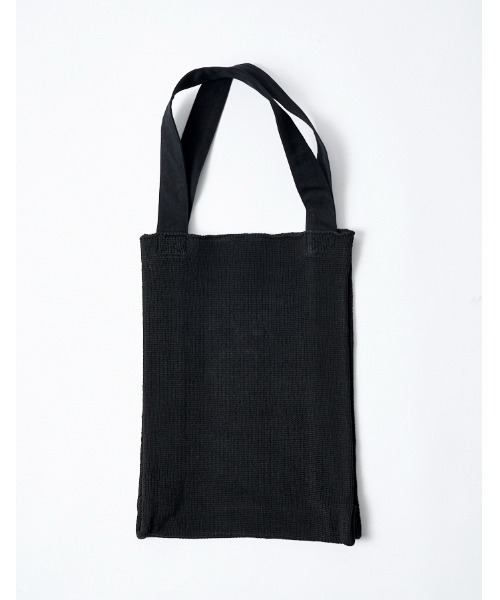RUMCHE(ラムシェ)の「Bond Yarn Tote Bag / ボンドヤーントートバッグ(トートバッグ・レディース・ブラック/ゴールド・FREE)」の4枚目の写真
