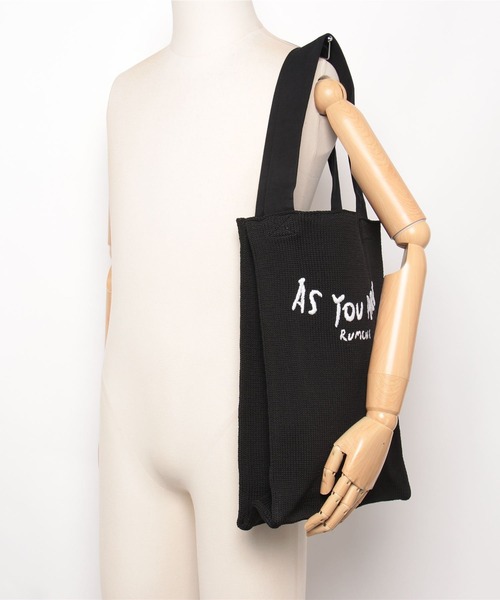 RUMCHE(ラムシェ)の「Bond Yarn Tote Bag / ボンドヤーントートバッグ(トートバッグ・レディース・ブラック/ゴールド・FREE)」の13枚目の写真