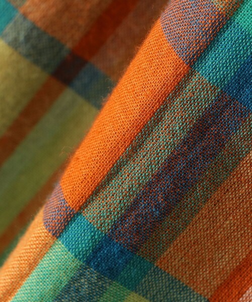 SHIPS any(シップス エニィ)の「SHIPS any:〈洗濯機可能〉マドラス チェック タック フレア パンツ(その他パンツ・レディース・オレンジ/グリーン・ONE SIZE)」の22枚目の写真