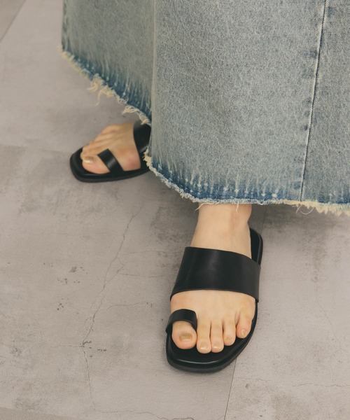 KBF（ケイビーエフ）の「シティトングサンダル（サンダル・レディース・ブラック/バーガンディー・37/36/38）」の11枚目の写真