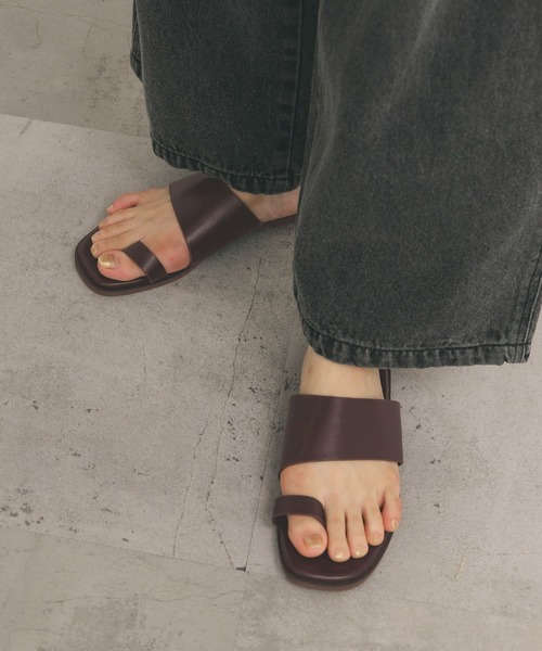 KBF（ケイビーエフ）の「シティトングサンダル（サンダル・レディース・ブラック/バーガンディー・37/36/38）」の19枚目の写真