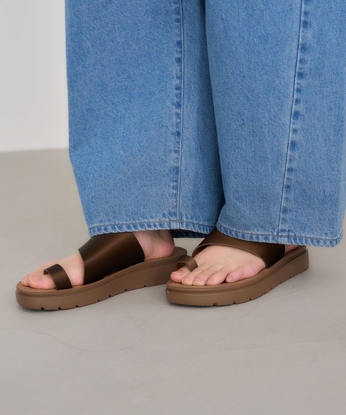 studio CLIP(スタディオクリップ)の「軽ラクトングサンダル(サンダル・レディース・アイボリー/その他2/ブラウン/ブラック・SMALL/MEDIUM/LARGE)」の6枚目の写真