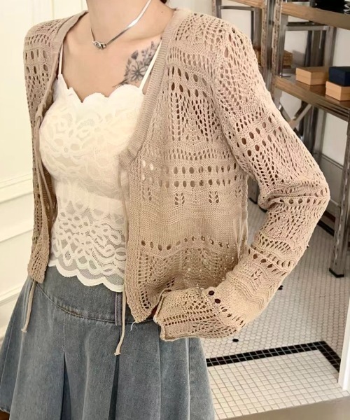 LADY LIKE(レディライク)の「フロントリボンかぎ編みショートカーディガン(カーディガン/ボレロ・レディース・ブラック/ベージュ/ホワイト/レッド・M)」の19枚目の写真