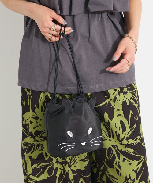 CRAFT STANDARD BOUTIQUE(クラフトスタンダードブティック)の「パフネコ巾着ショルダー(ショルダーバッグ・レディース・アイボリー/ブラック/グレー・FREE)」の12枚目の写真