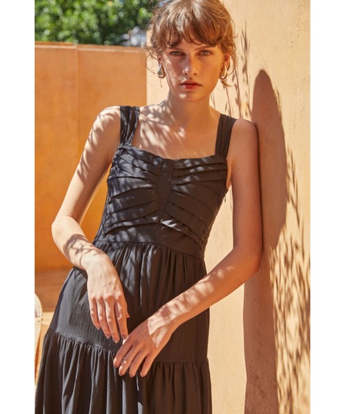 Estella.K（エステラケー）の「Kahina Long Dress ギャザリングエアリードレス（ワンピース・レディース・ブラック/バーガンディー/ライトベージュ・FREE）」の9枚目の写真