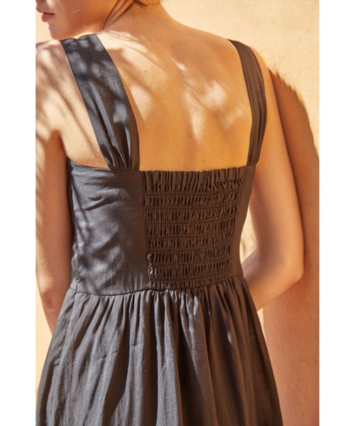 Estella.K（エステラケー）の「Kahina Long Dress ギャザリングエアリードレス（ワンピース・レディース・ブラック/バーガンディー/ライトベージュ・FREE）」の10枚目の写真