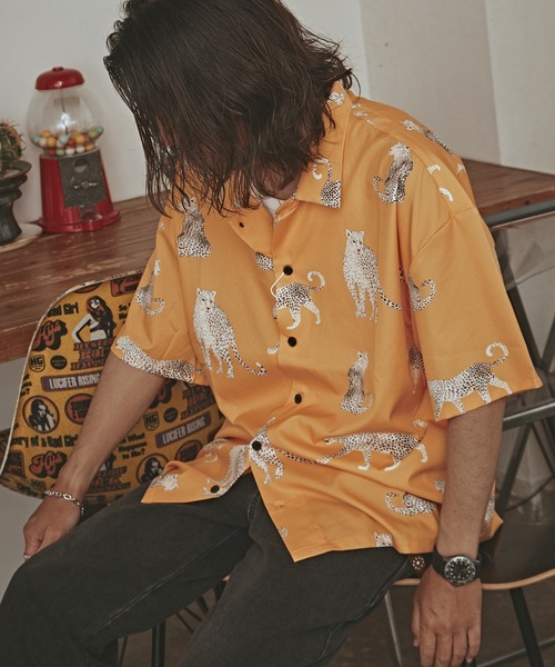 ALL RUNS(オールランズ)の「アニマルパターン S/S シャツ(シャツ/ブラウス・メンズ・ブラック系2/ダークグリーン/ブラック系1/グリーン/イエロー・FREE)」の1枚目の写真