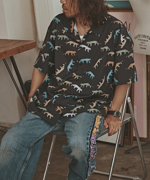 ALL RUNS(オールランズ)の「アニマルパターン S/S シャツ(シャツ/ブラウス・メンズ・ブラック系2/ダークグリーン/ブラック系1/グリーン/イエロー・FREE)」の7枚目の写真