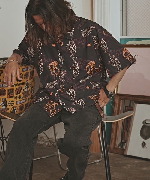 ALL RUNS(オールランズ)の「アニマルパターン S/S シャツ(シャツ/ブラウス・メンズ・ブラック系2/ダークグリーン/ブラック系1/グリーン/イエロー・FREE)」の10枚目の写真