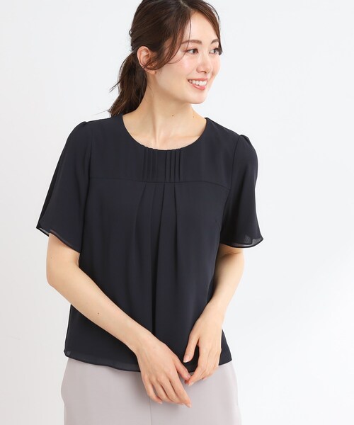 Reflect(リフレクト)の「【マシンウォッシュ可】横切替ピンタックデザインブラウス(シャツ/ブラウス・レディース・アイボリー/ブラック/ネイビー/ライトグレー/ライトグリーン・09/11/05/07/13/15 /17)」の16枚目の写真