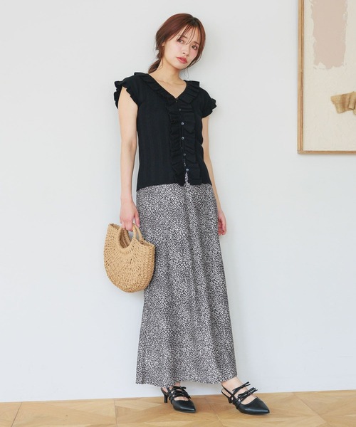 mysty woman（ミスティウーマン）の「フリルリブニットフレンチスリーブ　497228（ニット/セーター・レディース・オフホワイト/ブラック/グリーン・FREE）」の6枚目の写真