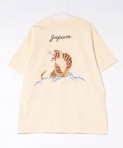 HOUSTON(ヒューストン)の「HOUSTON ヒューストン スーベニア 半袖 ポケットTシャツ 虎 龍 スカル 和柄(Tシャツ/カットソー・メンズ・ブラック/ナチュラル/ブラック系その他/ベージュ系その他/ベージュ系その他3/ブラック系その他2/ベージュ系その他2/ブラック系その他3・MEDIUM/LARGE/X-LARGE/XX-LARGE)」の12枚目の写真