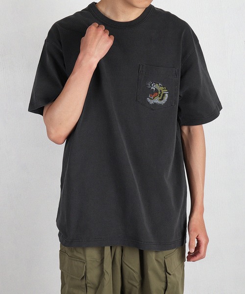 HOUSTON(ヒューストン)の「HOUSTON ヒューストン スーベニア 半袖 ポケットTシャツ 虎 龍 スカル 和柄(Tシャツ/カットソー・メンズ・ブラック/ナチュラル/ブラック系その他/ベージュ系その他/ベージュ系その他3/ブラック系その他2/ベージュ系その他2/ブラック系その他3・MEDIUM/LARGE/X-LARGE/XX-LARGE)」の10枚目の写真