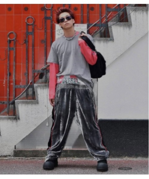 DIESEL（ディーゼル）の「メンズ Tシャツ T-NORM-T8（Tシャツ/カットソー・メンズ・グレー/ピンク・XXX-LARGE/LARGE/MEDIUM/X-LARGE/SMALL/X-SMALL/XX-LARGE）」の11枚目の写真