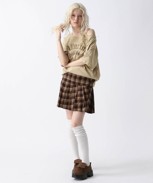 FOREVER 21(フォーエバー トゥエンティーワン)の「【2025SS】ピグメントオフショルBIGロゴT(Tシャツ/カットソー・レディース・ホワイト/ベージュ/グレー・FREE)」の20枚目の写真