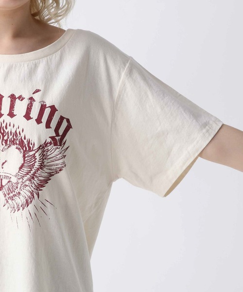 FOREVER 21(フォーエバー トゥエンティーワン)の「【2025SS】ピグメントオフショルBIGロゴT(Tシャツ/カットソー・レディース・ホワイト/ベージュ/グレー・FREE)」の13枚目の写真