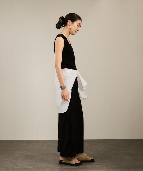 SALON adam et rope'（サロン アダム エ ロペ）の「トリアセベロアナロースカート / セットアップ対応（スカート・レディース・ベージュ/ブラック・FREE）」の7枚目の写真