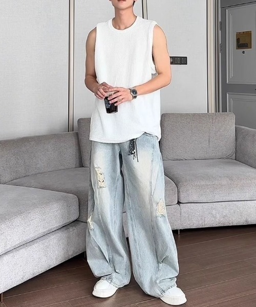 FreeZone（フリーゾーン）の「ルーズフィットダメージワイドデニムパンツ（デニムパンツ・メンズ・ライトブルー・S/M/L）」の9枚目の写真