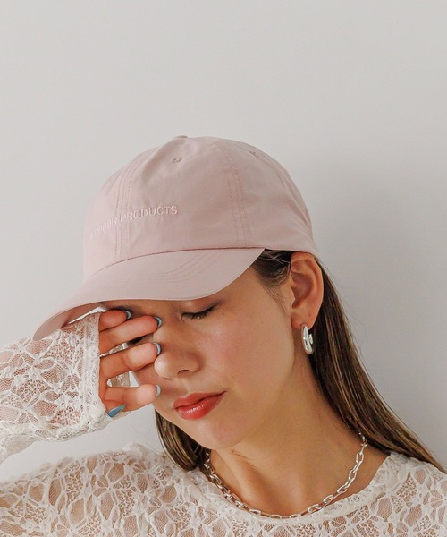 OUTDOOR PRODUCTS(アウトドアプロダクツ)の「【OUTDOOR PRODUCTS(アウトドアプロダクツ)】別注ギャザーベルトキャップ(キャップ・レディース・ピンク/アイボリー/チャコール・FREE)」の1枚目の写真