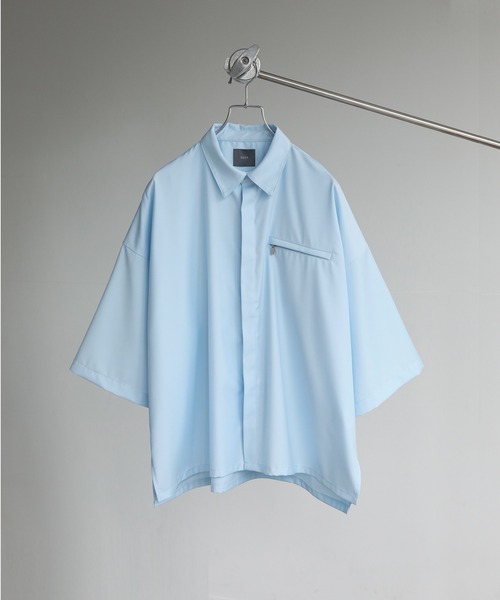 ELLUV(エルブ)の「【ELLUV/エルヴ】サマーTR ジップポケット ハーフスリーブ オーバーサイズシャツ(シャツ/ブラウス・メンズ・サックスブルー/ブラック/ホワイト・L/M/S)」の6枚目の写真