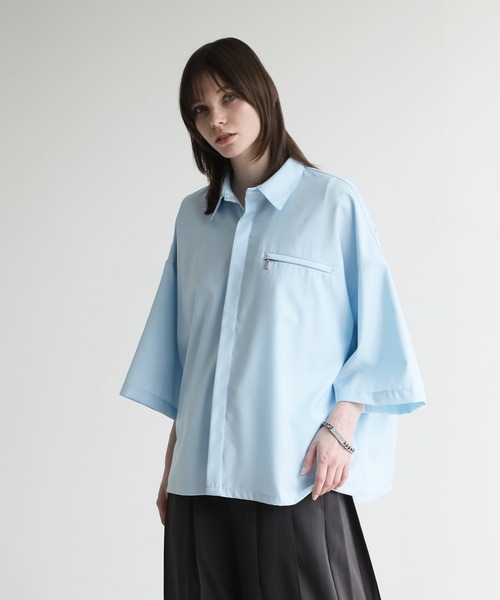 ELLUV(エルブ)の「【ELLUV/エルヴ】サマーTR ジップポケット ハーフスリーブ オーバーサイズシャツ(シャツ/ブラウス・メンズ・サックスブルー/ブラック/ホワイト・L/M/S)」の17枚目の写真