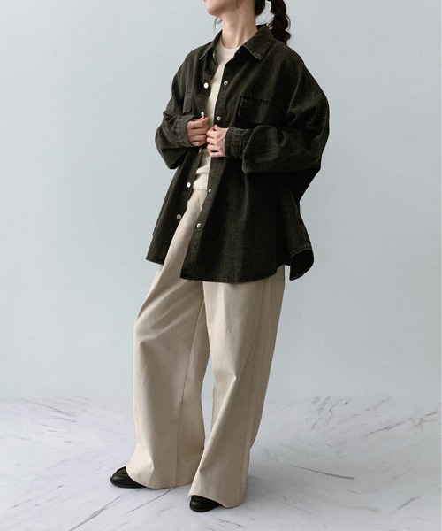 on:nue（オンニュ）の「【on:nue】 [着用動画あり！/ ユニセックス] ヴィンテージライクオーバーデニムシャツ /2025 AW COLLECTION（シャツ/ブラウス・レディース・ブルー/グレー・FREE）」の16枚目の写真