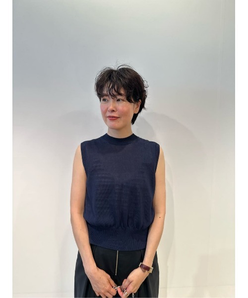 ESTNATION(エストネーション)の「ESTNATION / ペーパーヤーン ノースリーブ ニット(ニット/セーター・レディース・オフホワイト/ネイビー/ピンク・FREE)」の20枚目の写真