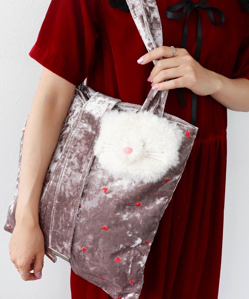 Three Four Time（ｽﾘｰﾌｫｰﾀｲﾑ）の「ハートエンブロイダリートート（トートバッグ・レディース・グレー/ブラック/ブラウン/ホワイト・FREE）」の12枚目の写真