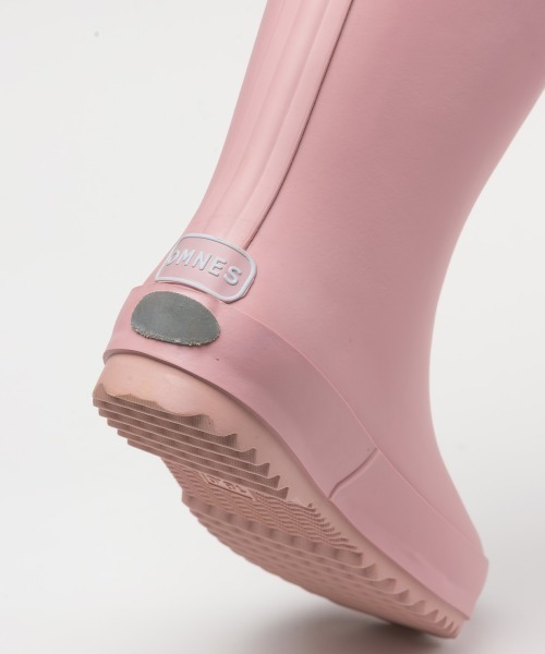 OMNES(オムネス)の「キッズレインブーツ(レインシューズ・キッズ・モスグリーン/サーモンピンク/ベージュ/ネイビー/ラベンダー/カーキ/グレー・15cm/16cm/17cm/18cm/19cm/20cm/21cm/22cm)」の15枚目の写真