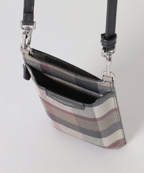 BLACK LABEL CRESTBRIDGE(ブラックレーベル・クレストブリッジ)の「【一部店舗限定】PVCクレストブリッジチェックスマホショルダー(スマホケース/カバー・メンズ・レッド系その他3/ベージュ系その他5・FREE)」の16枚目の写真