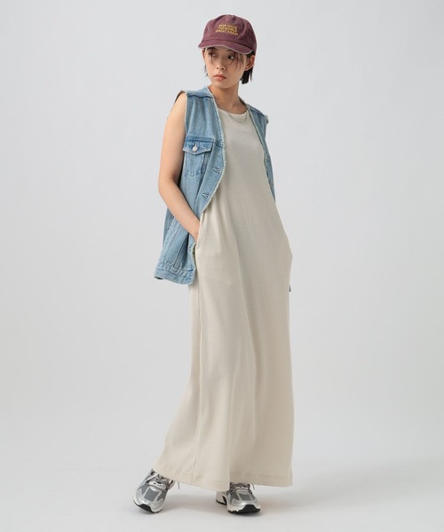 BAYFLOW（ベイフロー）の「ストレッチリブノースリーブワンピース（ワンピース・レディース・ブラック/オレンジ/アイボリー・FREE）」の3枚目の写真