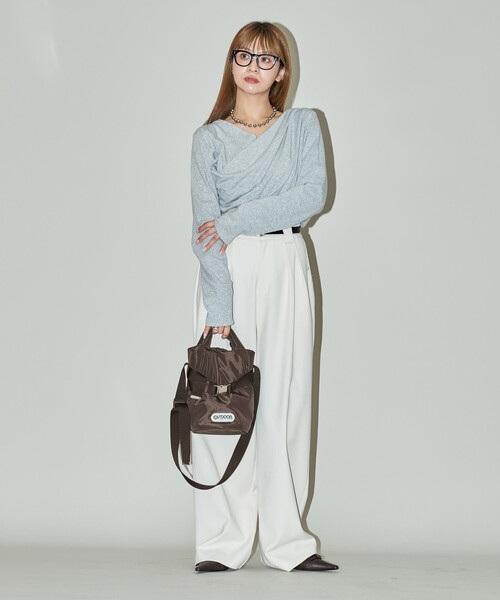 OUTDOOR PRODUCTS(アウトドアプロダクツ)の「OUTDOOR PRODUCTS/アウトドアプロダクツ ベルト付き パデッド トートバッグ XS 限定展開(ショルダーバッグ・レディース・ブラック/ブラウン/シルバー・フリ-)」の22枚目の写真