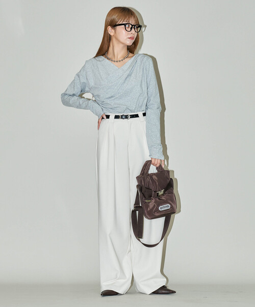 OUTDOOR PRODUCTS(アウトドアプロダクツ)の「OUTDOOR PRODUCTS/アウトドアプロダクツ ベルト付き パデッド トートバッグ XS 限定展開(ショルダーバッグ・レディース・ブラック/ブラウン/シルバー・フリ-)」の11枚目の写真