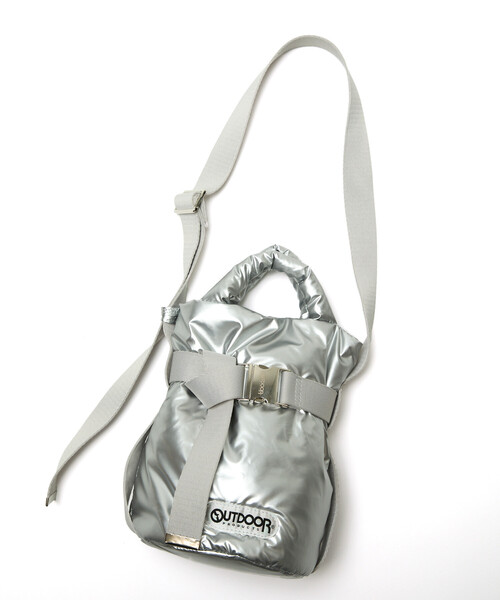 OUTDOOR PRODUCTS(アウトドアプロダクツ)の「OUTDOOR PRODUCTS/アウトドアプロダクツ ベルト付き パデッド トートバッグ XS 限定展開(ショルダーバッグ・レディース・ブラック/ブラウン/シルバー・フリ-)」の13枚目の写真