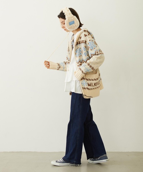 MILKFED.（ミルクフェド）の「CABLE KNIT EARMUFFS（イヤーマフ・レディース・オフホワイト/アッシュ/ブラック/ライトピンク・ONE SIZE）」の17枚目の写真