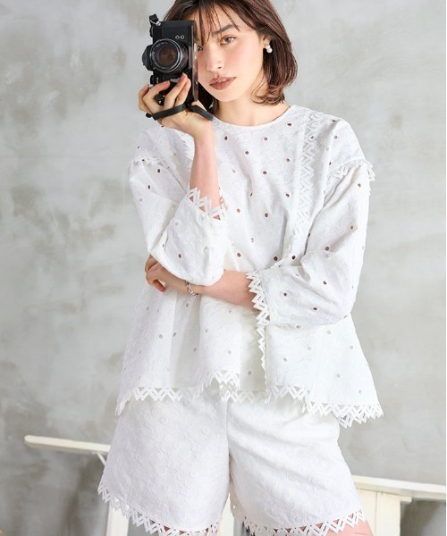 セール】Cabbage フラワーパターン刺繍トップス（シャツ/ブラウス