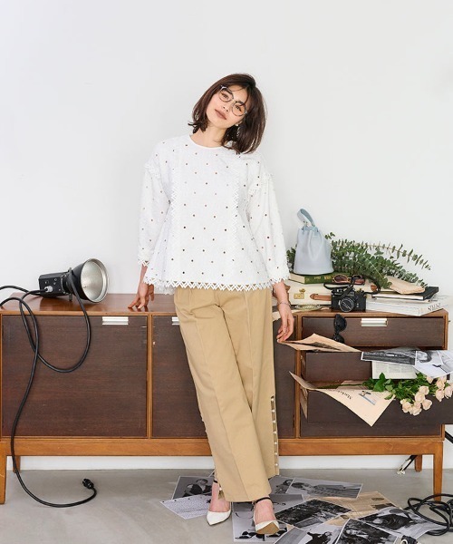 セール】Cabbage フラワーパターン刺繍トップス（シャツ/ブラウス