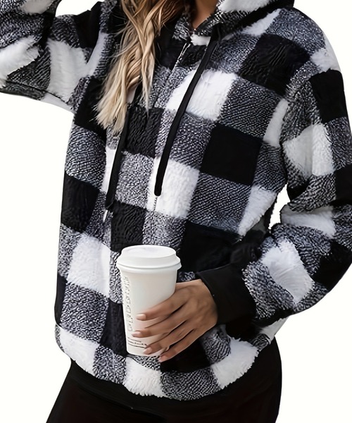 cammie(キャミー)の「ボアチェックハーフジップフードパーカー(パーカー・レディース・ブラック/ネイビー/ベージュ・LARGE/MEDIUM)」の5枚目の写真