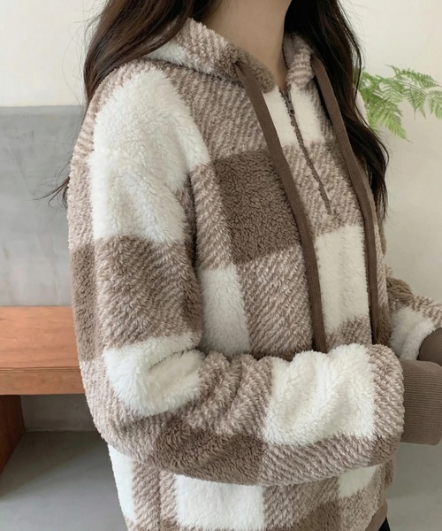 cammie(キャミー)の「ボアチェックハーフジップフードパーカー(パーカー・レディース・ブラック/ネイビー/ベージュ・LARGE/MEDIUM)」の19枚目の写真