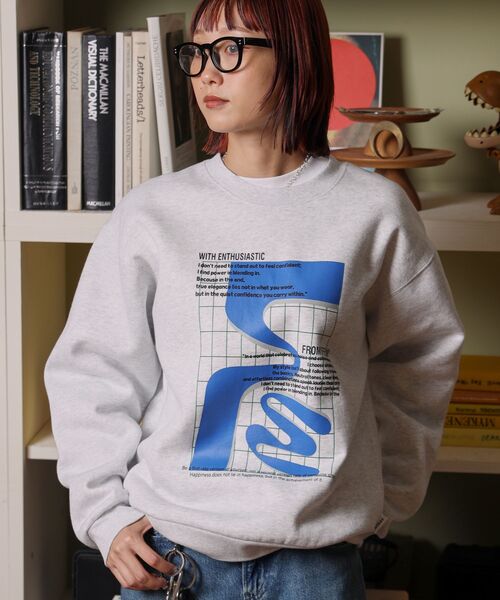 FFEIN（フェイン）の「【FFEIN（フェイン）】ヘビーウエイト線画アートスウェット / 裏起毛 スウェット アート クルーネック プリント（スウェット・メンズ・ネイビー/ブラック/ブラウン/アッシュグレー・SMALL/MEDIUM/LARGE）」の3枚目の写真