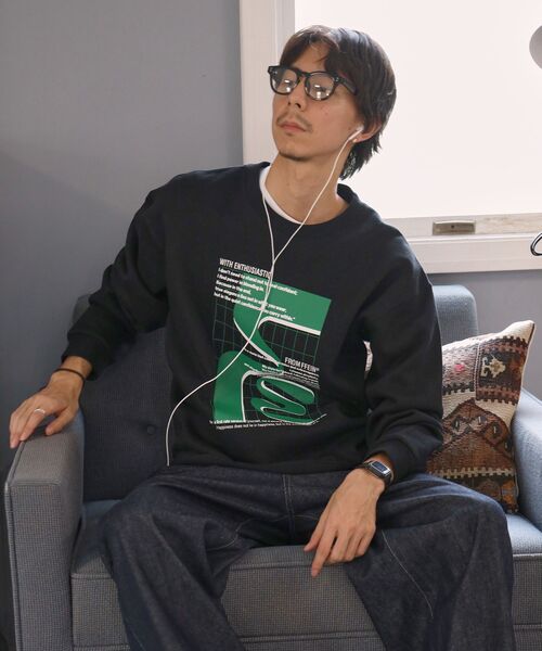 FFEIN（フェイン）の「【FFEIN（フェイン）】ヘビーウエイト線画アートスウェット / 裏起毛 スウェット アート クルーネック プリント（スウェット・メンズ・ネイビー/ブラック/ブラウン/アッシュグレー・SMALL/MEDIUM/LARGE）」の7枚目の写真
