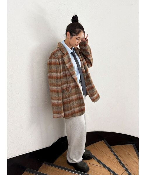 jouetie(ジュエティ)の「ウールライクジャケットチェックコート(テーラードジャケット・レディース・ブルー/ピンク/ブラウン・MEDIUM)」の17枚目の写真