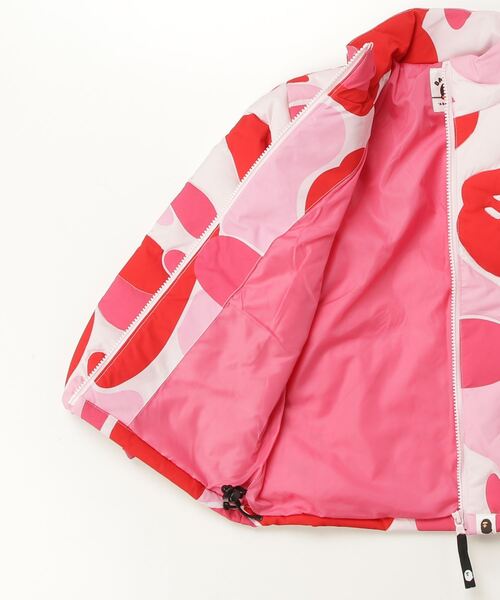 A BATHING APE（アベイシングエイプ）の「ABC CAMO STITCHING DOWN JACKET（ダウンジャケット/コート・キッズ・ブルー/グリーン/ピンク・100/120/140/130/110）」の17枚目の写真
