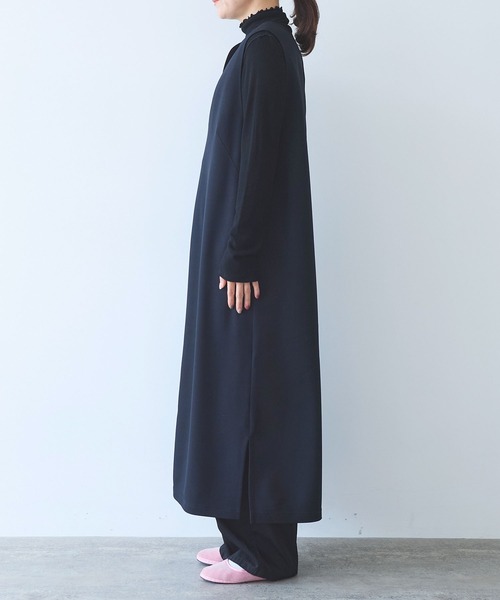 yuni(ユニ )の「レーヨンウール slit neck jumper スカート(ジャンパースカート・レディース・ネイビー/カーキ・FREE)」の16枚目の写真