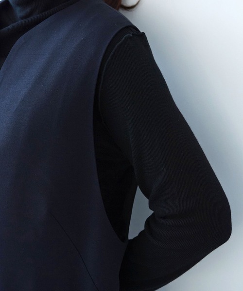 yuni(ユニ )の「レーヨンウール slit neck jumper スカート(ジャンパースカート・レディース・ネイビー/カーキ・FREE)」の21枚目の写真