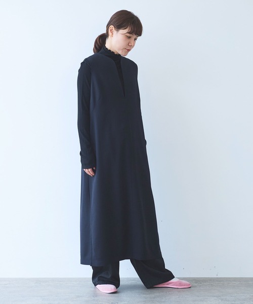 yuni(ユニ )の「レーヨンウール slit neck jumper スカート(ジャンパースカート・レディース・ネイビー/カーキ・FREE)」の10枚目の写真