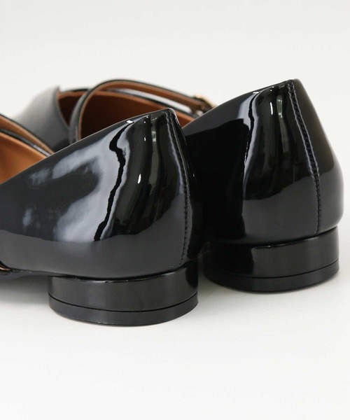 Gready Brilliant(グレディブリリアン)の「エナメルスリットパンプス(パンプス・レディース・ブラック・38/37/36)」の2枚目の写真