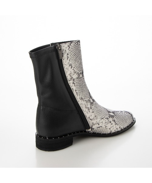 Mode et Jacomo(モードエジャコモ)の「ストレッチショートブーツ(ブーツ・レディース・ホワイト×ピンク・24.5cm/24cm/23.5cm/23cm/22.5cm)」の3枚目の写真