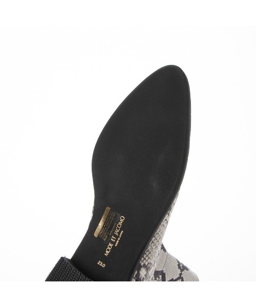 Mode et Jacomo(モードエジャコモ)の「ストレッチショートブーツ(ブーツ・レディース・ホワイト×ピンク・24.5cm/24cm/23.5cm/23cm/22.5cm)」の5枚目の写真